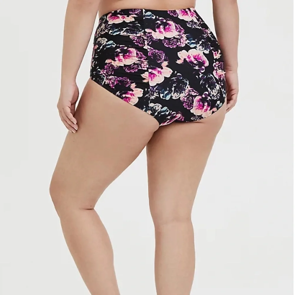 New! Set! Torrid sz 4 Floral‎ Swim Bathing Suit Top Bottoms 4X